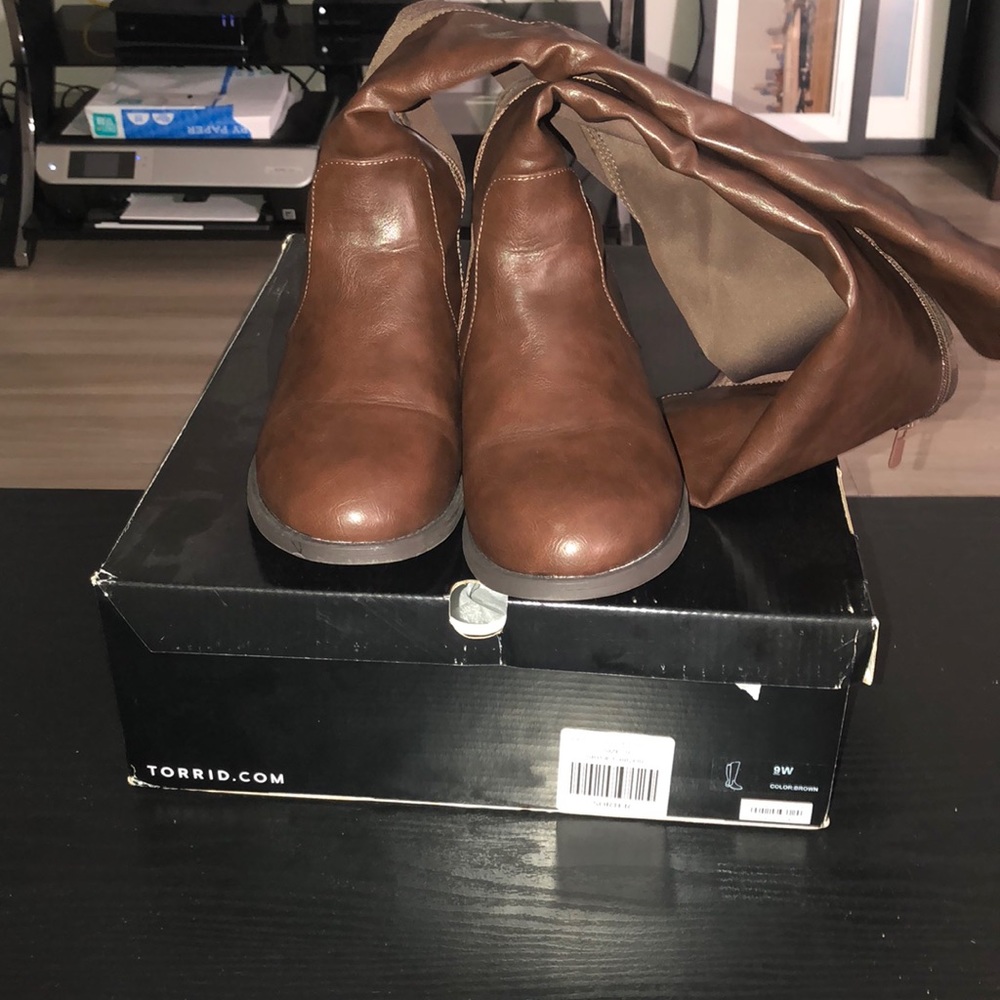Dark brown tall boots